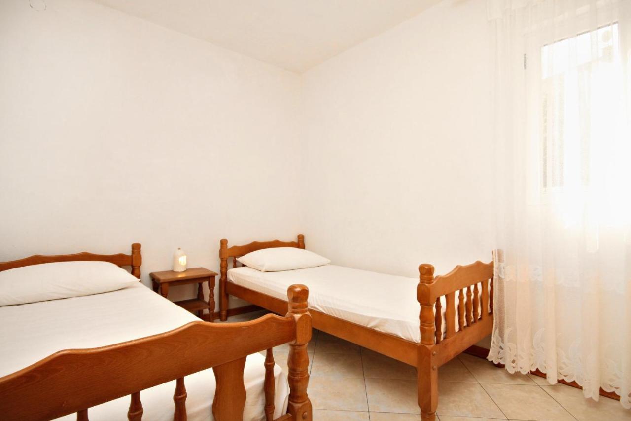 Apartments By The Sea Rukavac, Vis - 2478 روكافاك المظهر الخارجي الصورة