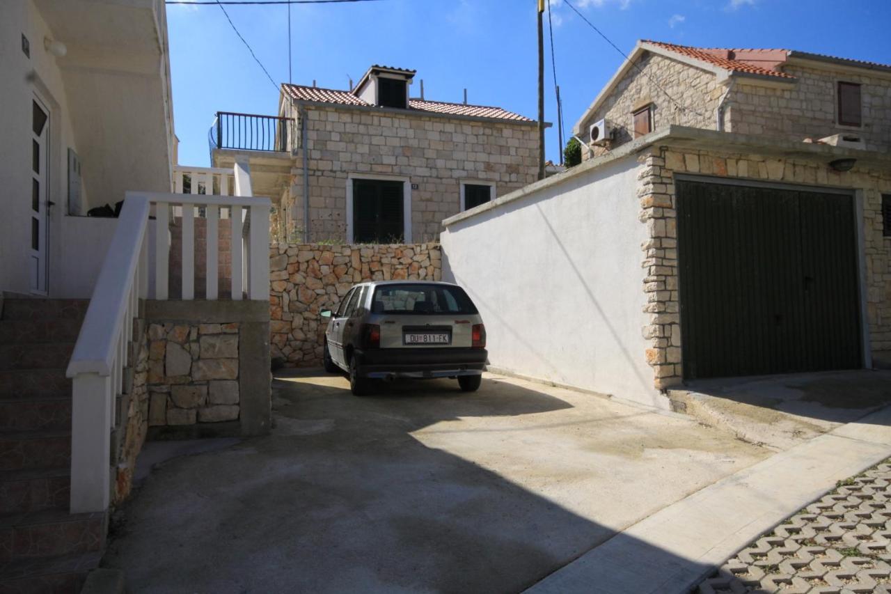 Apartments By The Sea Rukavac, Vis - 2478 روكافاك المظهر الخارجي الصورة