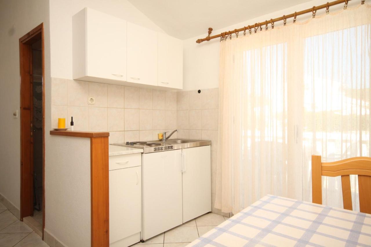 Apartments By The Sea Rukavac, Vis - 2478 روكافاك المظهر الخارجي الصورة
