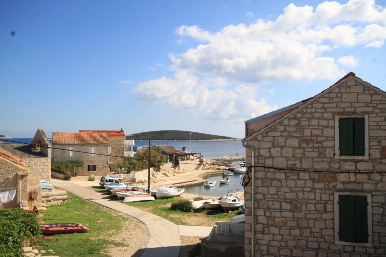 Apartments By The Sea Rukavac, Vis - 2478 روكافاك المظهر الخارجي الصورة