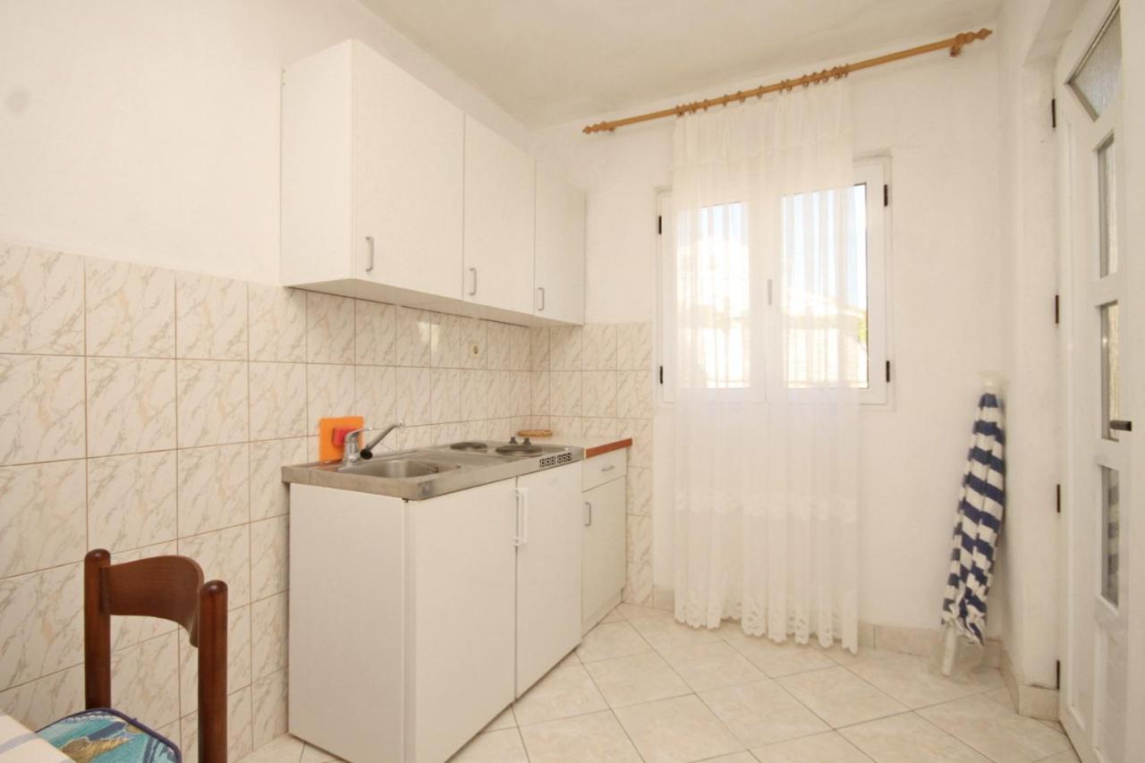 Apartments By The Sea Rukavac, Vis - 2478 روكافاك المظهر الخارجي الصورة