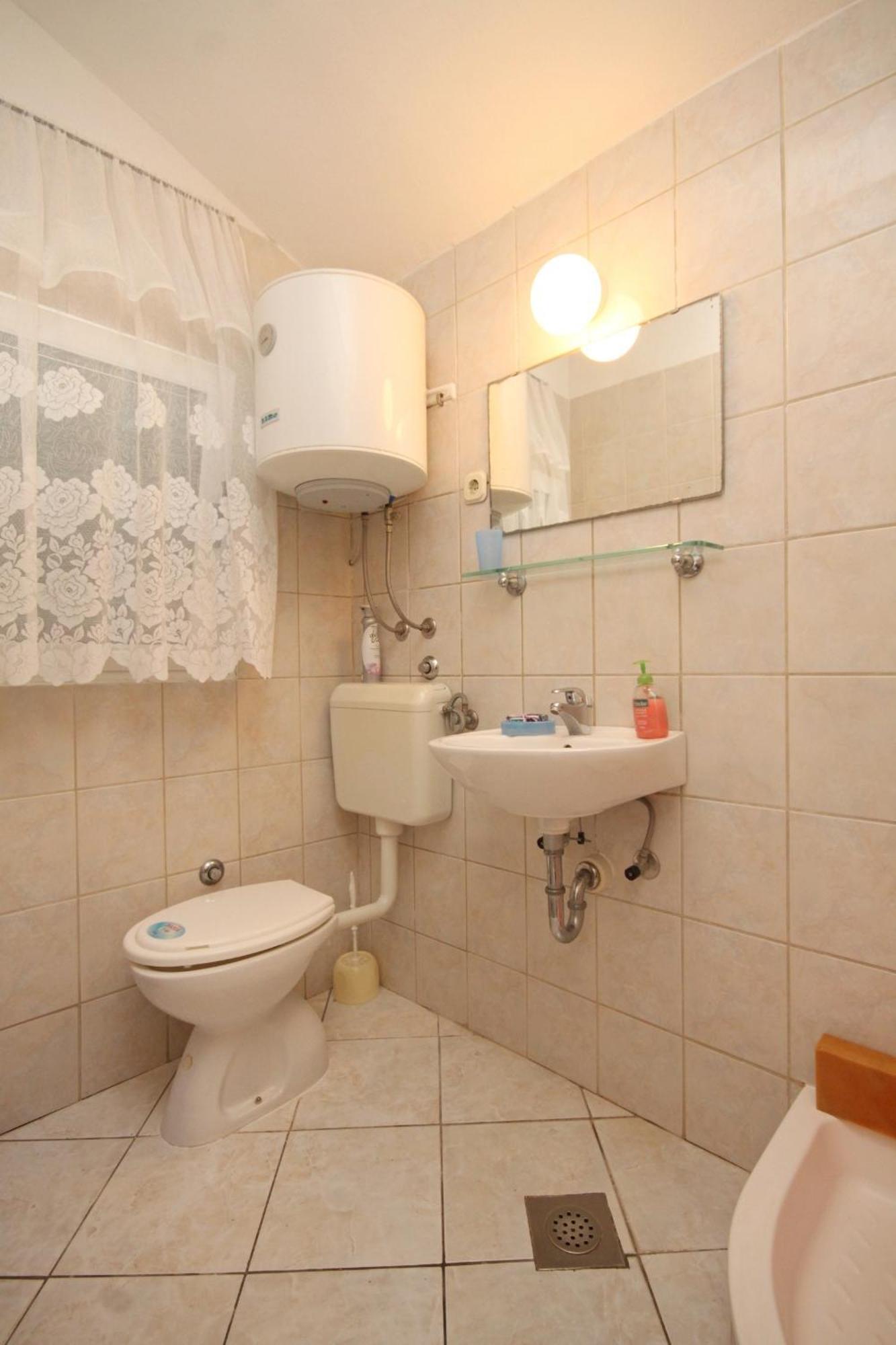 Apartments By The Sea Rukavac, Vis - 2478 روكافاك الغرفة الصورة